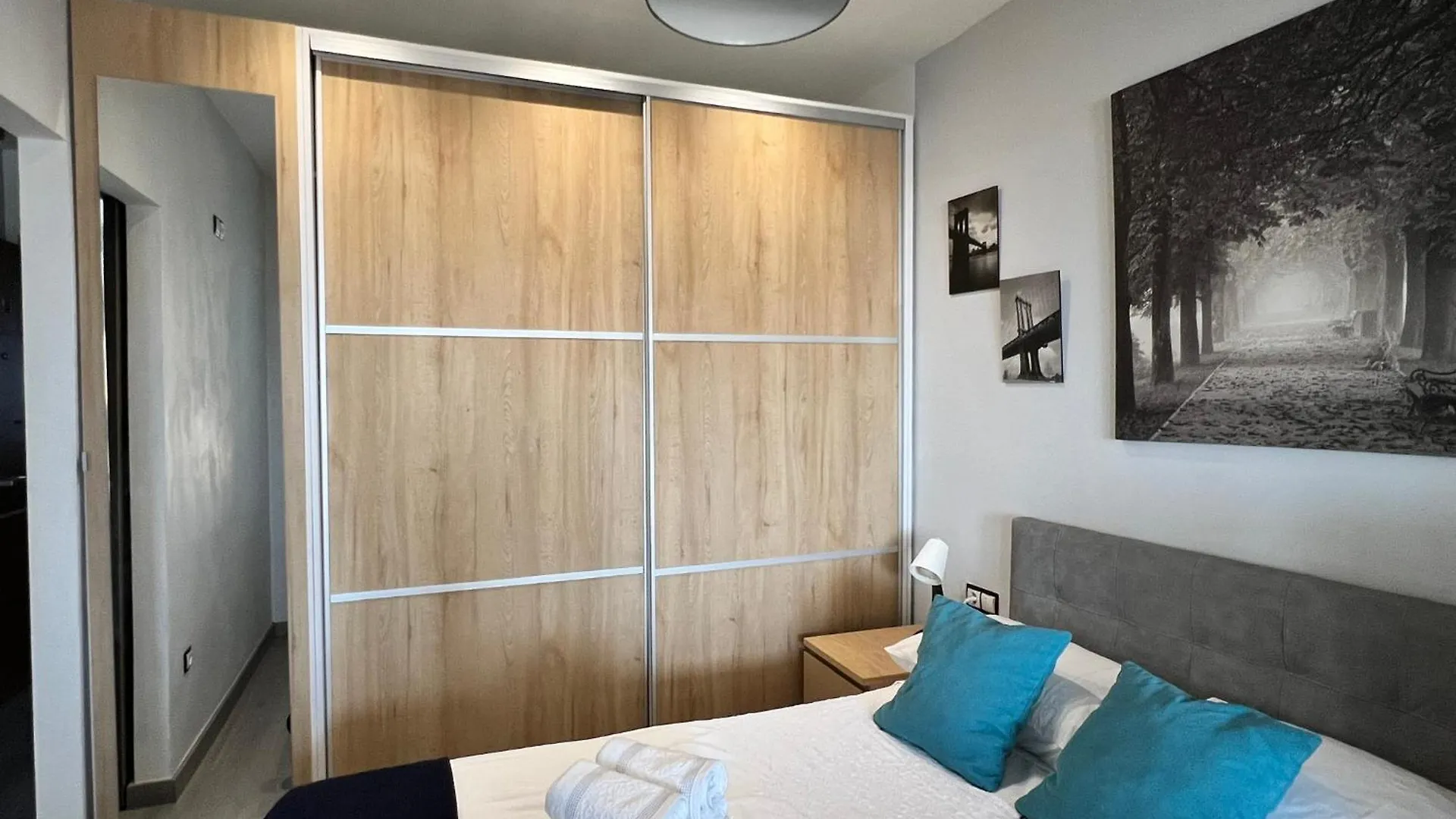 Espectacular Apartamento Junto Al Mar, Con Piscina En Málaga Lägenhet