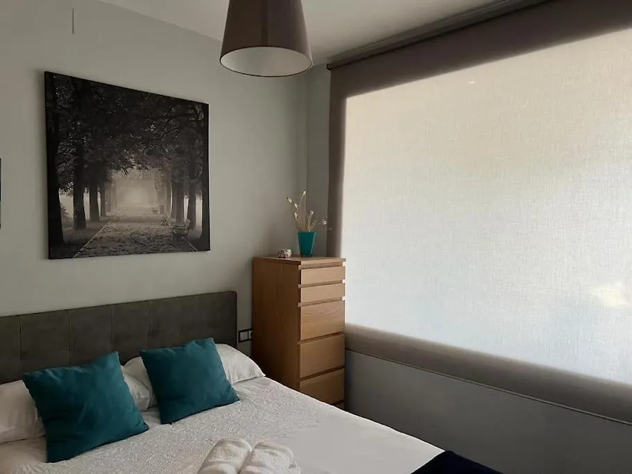 Espectacular Apartamento Junto Al Mar, Con Piscina En Málaga