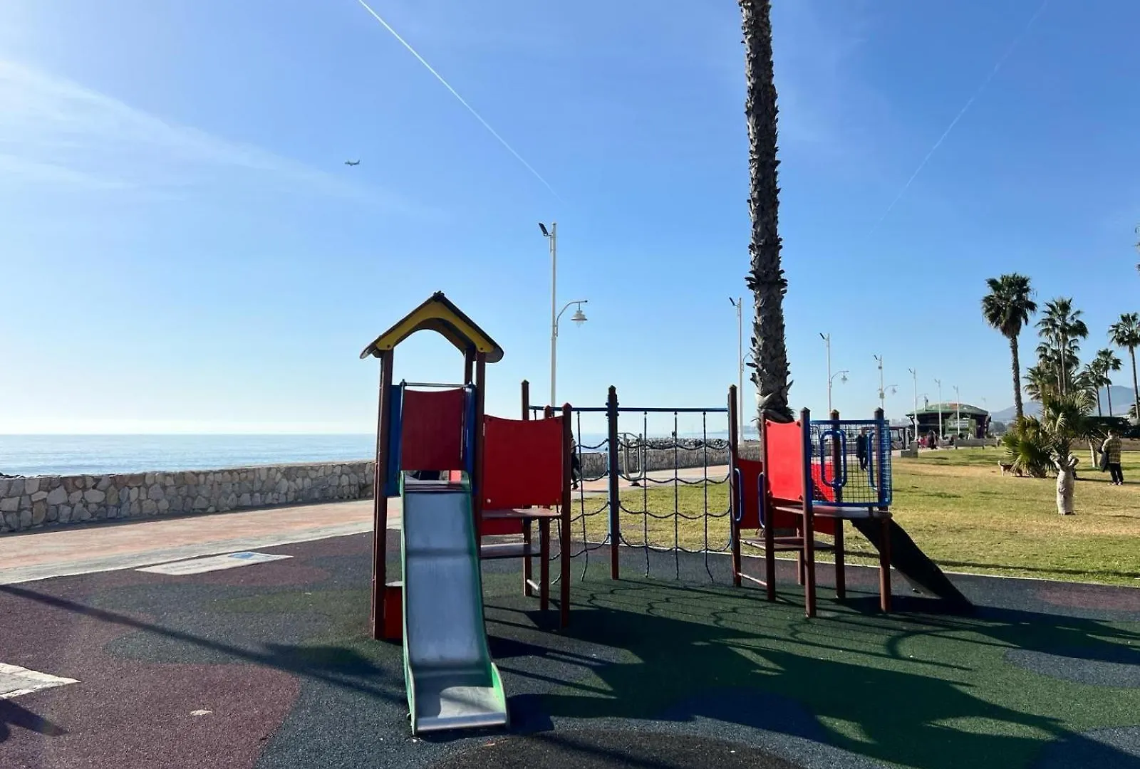 Lägenhet Espectacular Apartamento Junto Al Mar, Con Piscina En Málaga Spanien