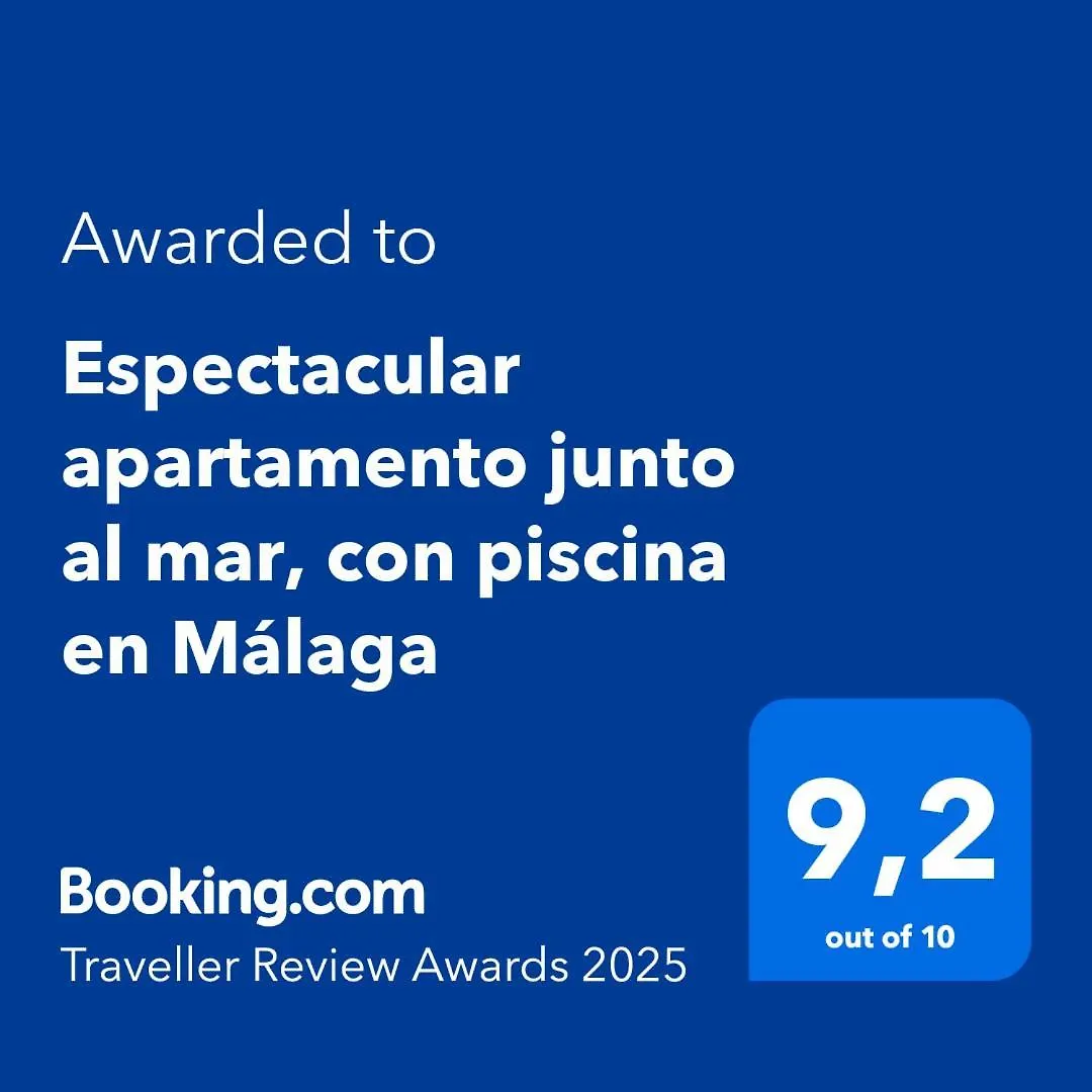 Espectacular Apartamento Junto Al Mar, Con Piscina En Málaga Lägenhet